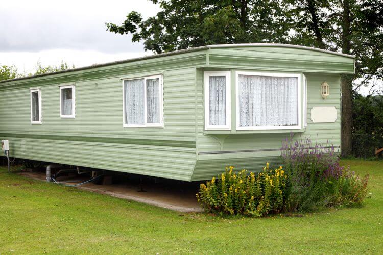 How much does a static caravan weigh